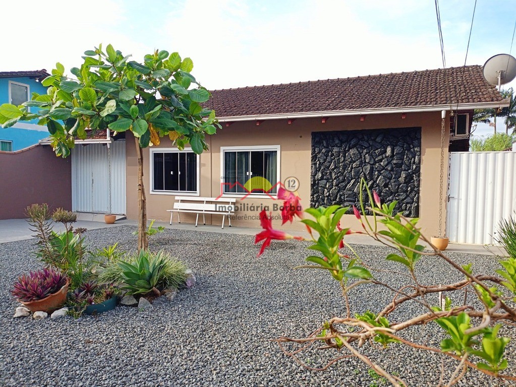 Casa  venda  no Parque Guarani - Joinville, SC. Imveis