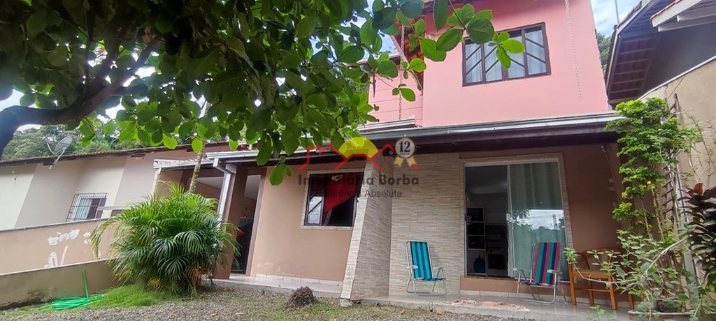 Casa  venda  no Parque Guarani - Joinville, SC. Imveis