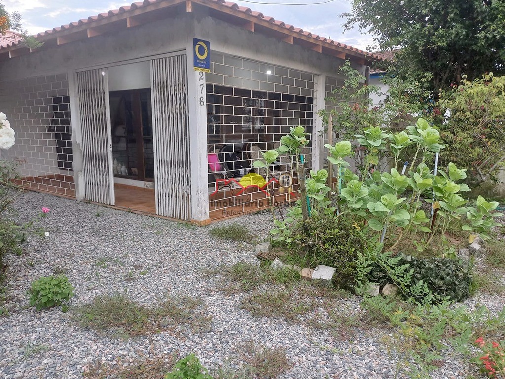 Casa  venda  no Rocio Pequeno - So Francisco do Sul, SC. Imveis