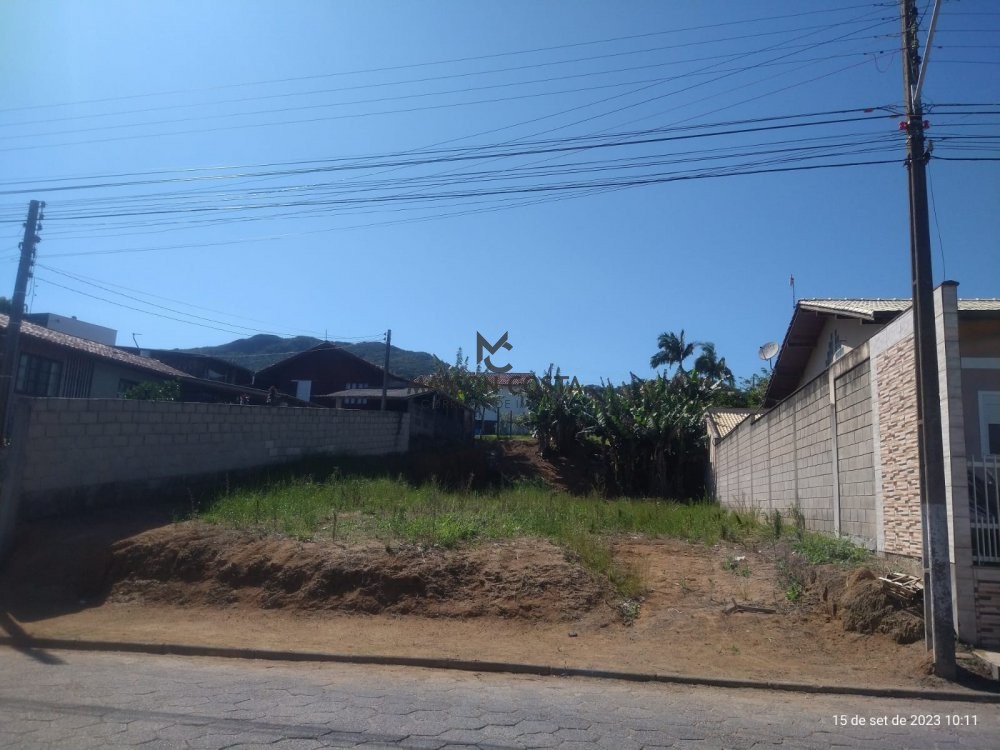 Terreno/Lote  venda  no Areias do Meio - Governador Celso Ramos, SC. Imveis