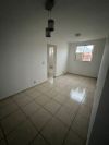 Apartamento com 2 Dormitrios para alugar,  por R$ 800,00