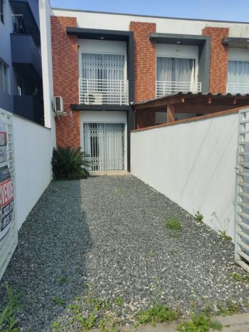 Casa geminado  venda  no Vila Nova - Joinville, SC. Imveis